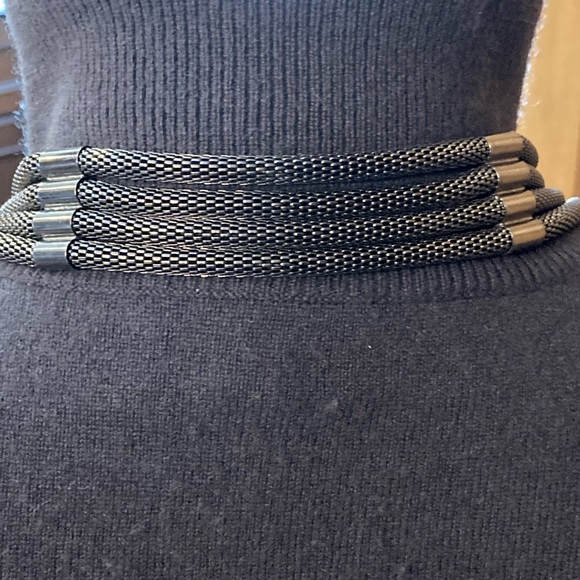 Artisan multi-strand silver-tone metal necklace. - Picture 5 of 10